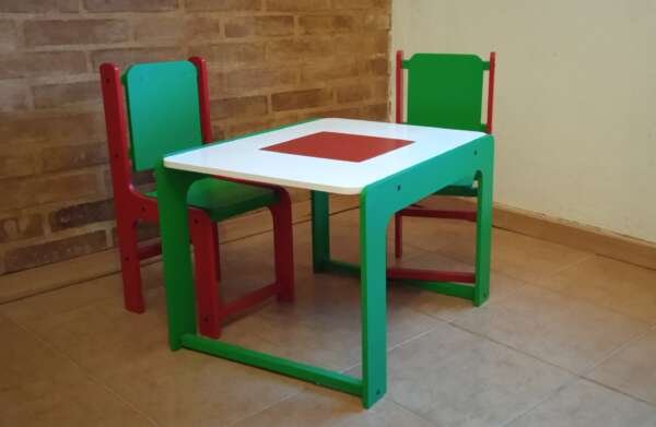 MESA Y SILLA - Imagen 2